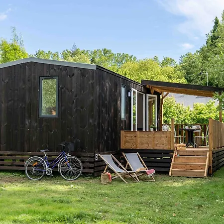 Slow Village De Ce 3*