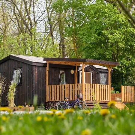Campsite Slow Village De Ce Les Ponts-de-Ce