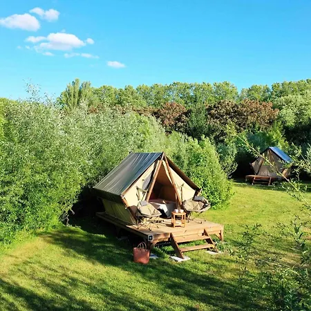 Campsite Slow Village De Ce Les Ponts-de-Ce