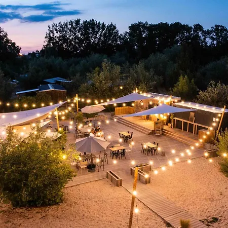 Campsite Slow Village De Ce *