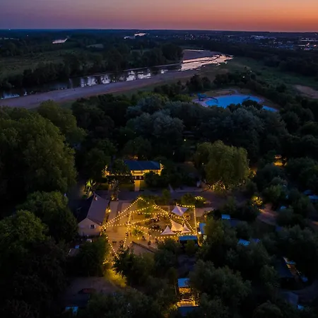 Slow Village De Ce Parque de Campismo Les Ponts-de-Cé