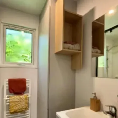 Slow Village De Ce Parque de Campismo