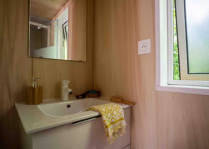 Slow Village Loire Vallée Camping Les Ponts-de-Cé