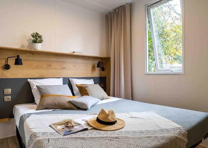 Slow Village De Ce Campingplads Les Ponts-de-Cé