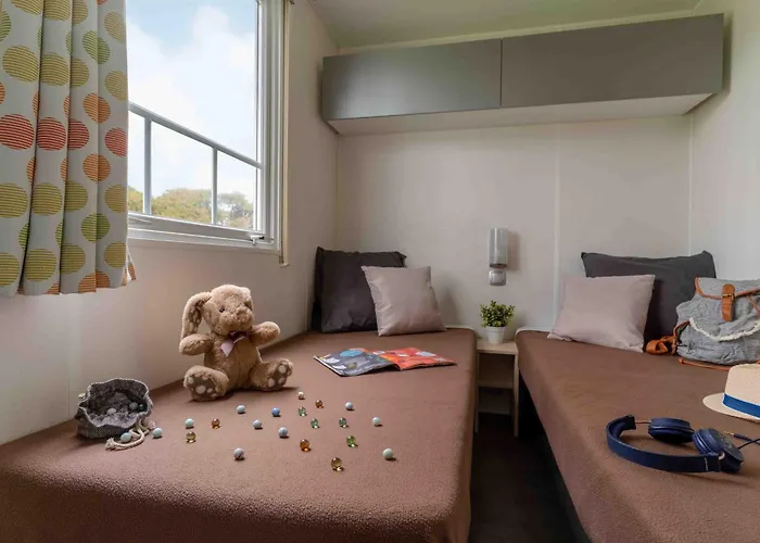 Slow Village Loire Vallée Camping Les Ponts-de-Cé