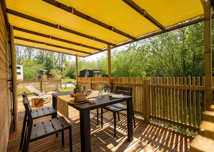 Camping Slow Village Loire Vallée