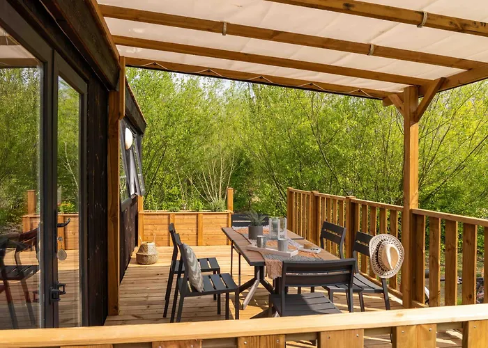 Slow Village Loire Vallée Camping Les Ponts-de-Cé