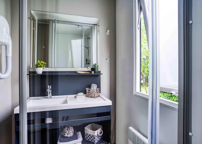 Camping Slow Village Loire Vallée 3*