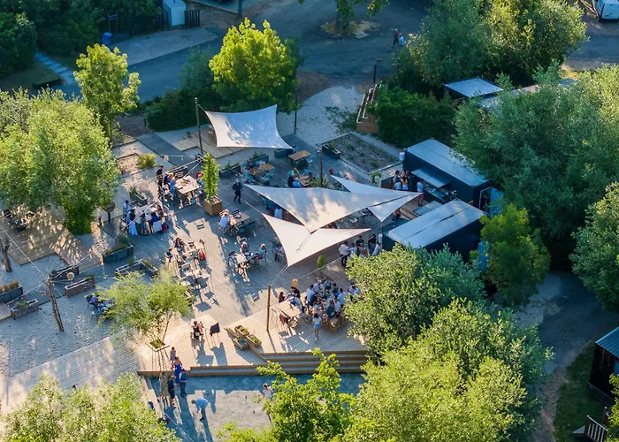 Slow Village De Ce Campingplads 3*